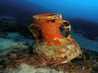 wyspa-vis-archeologia